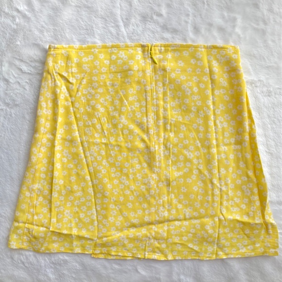 NWT Red Dress Boutique Yellow Floral Print Two Piece Set in Size Small - Picture 12 of 16